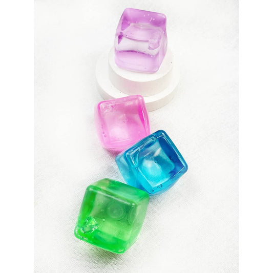 Love and Repeat - Viral Ice Cube Squishy Toy: MIX COLOR / ONE(12)