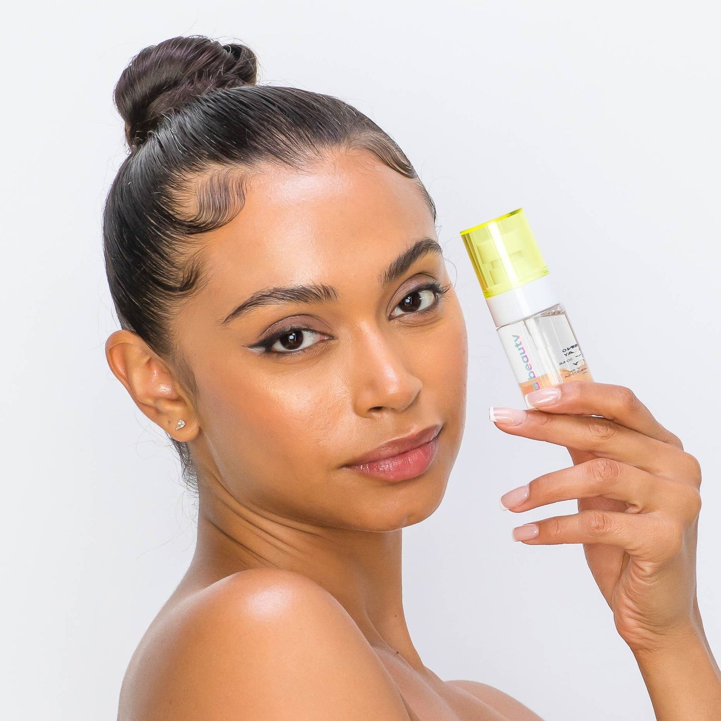 Kara Beauty - ESSENTIALS Travel Size Long-Lasting Setting Spray