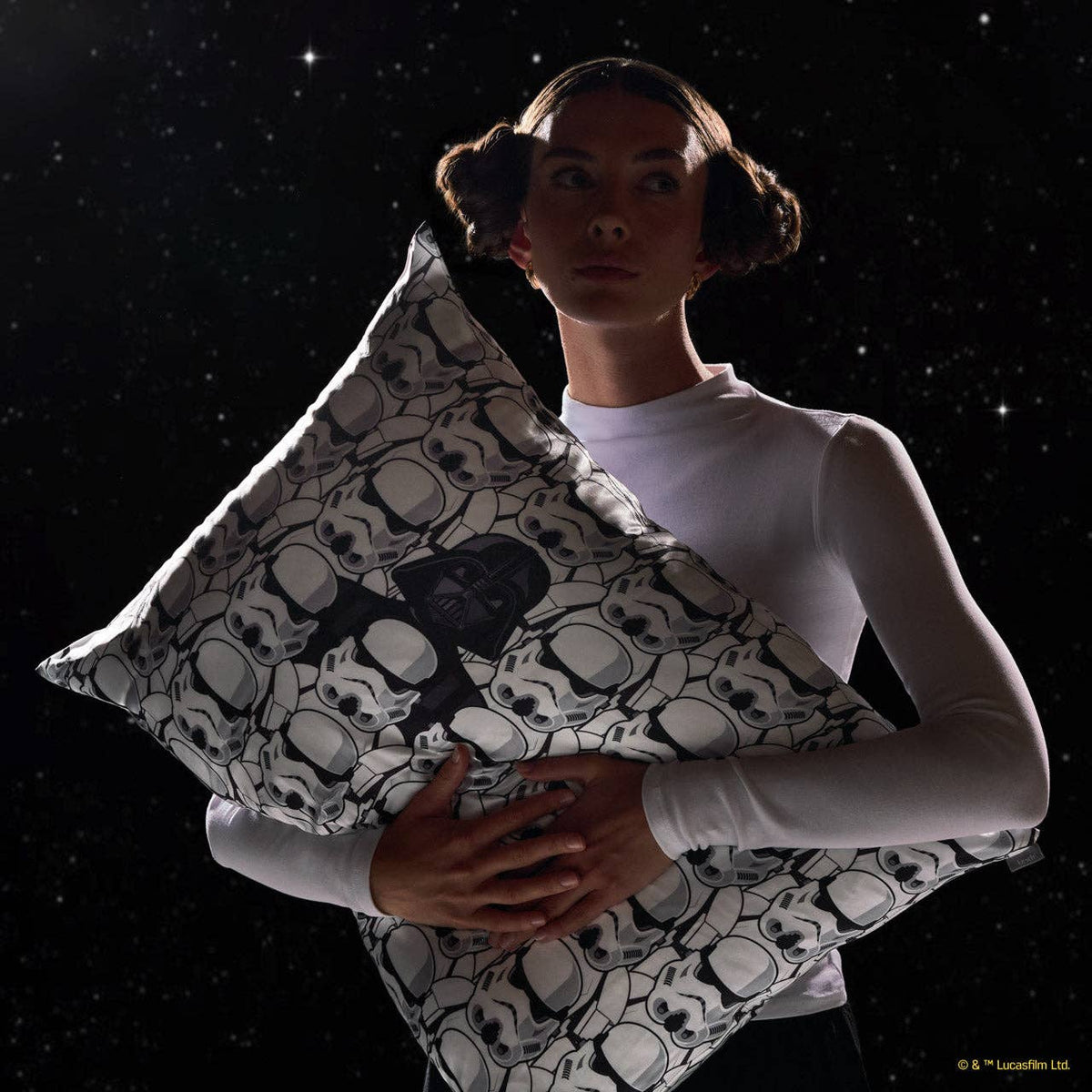 KITSCH - Star Wars™ & Kitsch Satin Pillowcase in Darth Vader & Stormtroopers