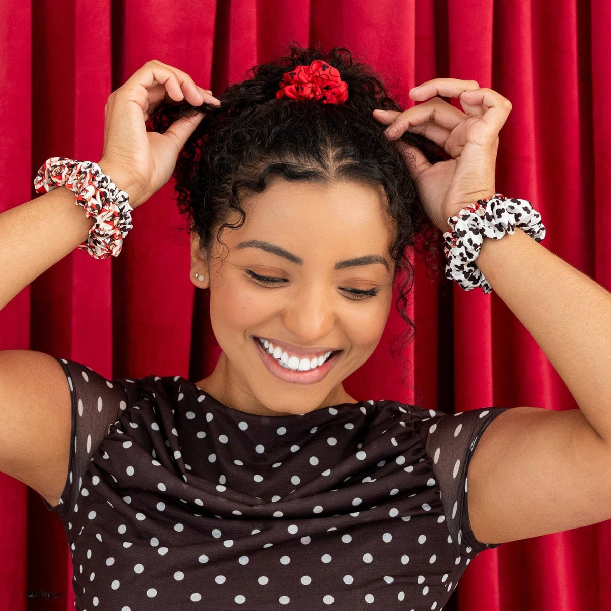 TELETIES - Mickey Mouse | Large | Silk Scrunchies